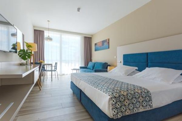 Romana Beach Resort Apartments